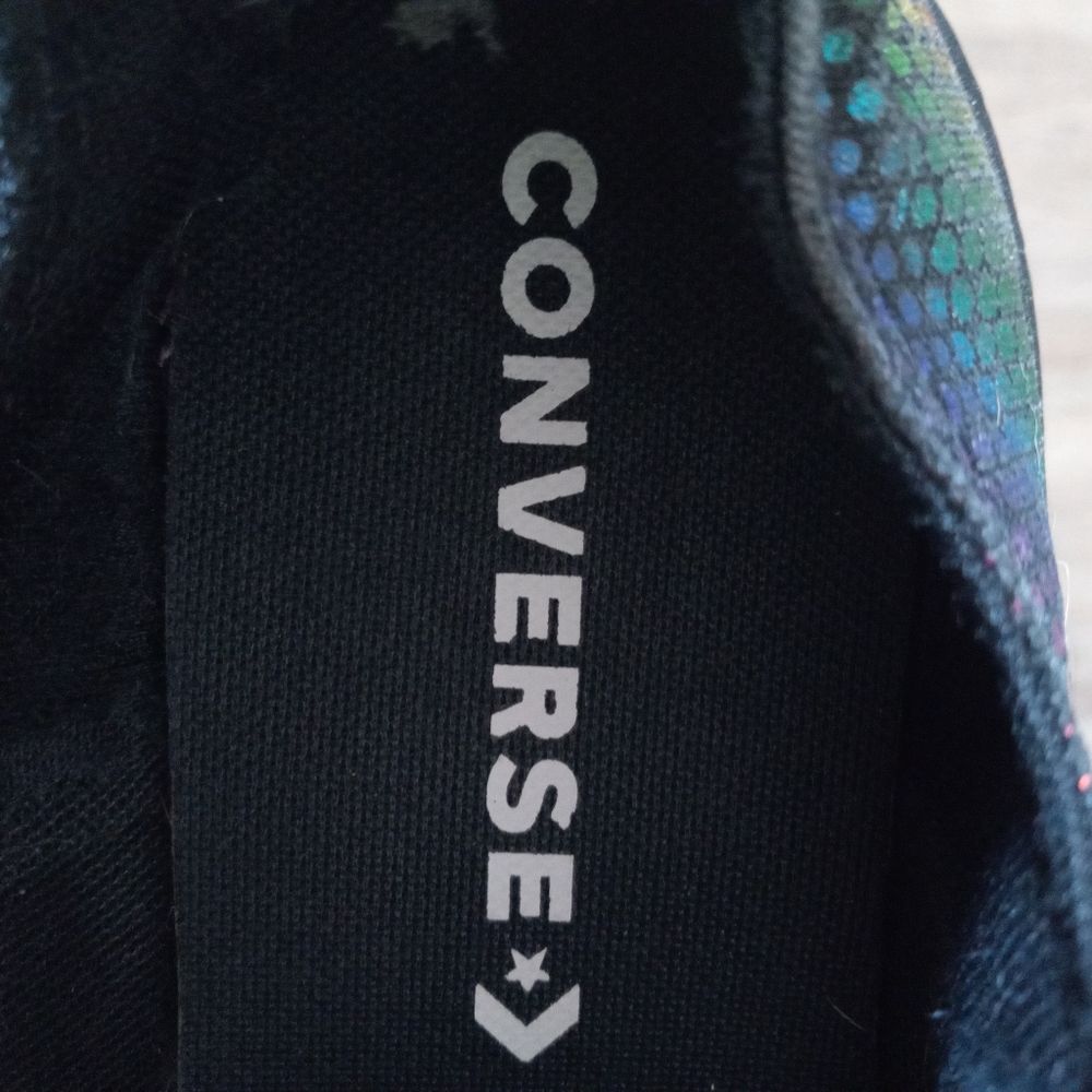 Converse - Picture 9 of 11